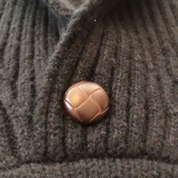 Old Navy Cowell neck sweater, new with tags, size large. - Picture 8 of 8